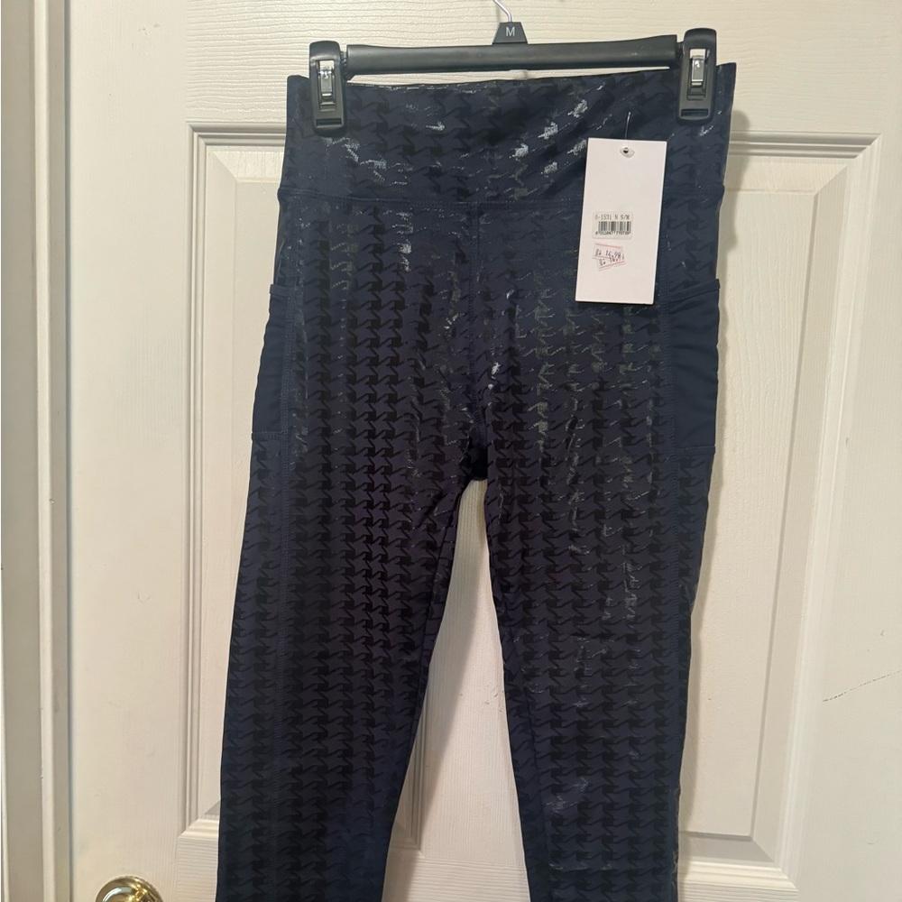 legging park leggings. Brand new navy blue with side pockets